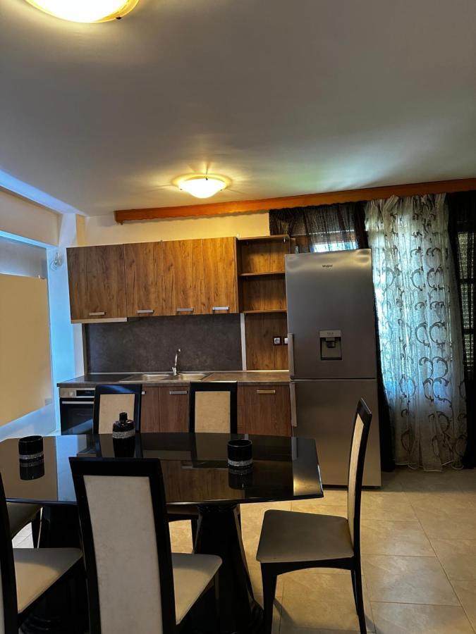 Privilege Suites Nea Kallikrateia エクステリア 写真